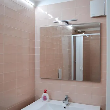 Clotilde Bed & Breakfast 3*