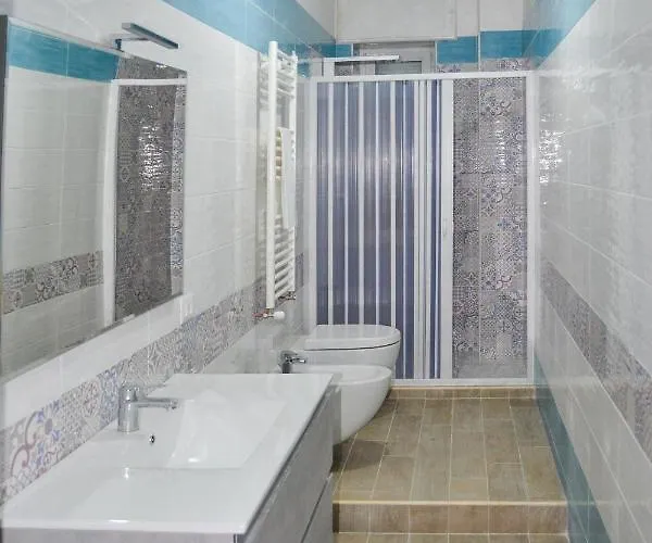 Clotilde Oda ve Kahvaltı 3*